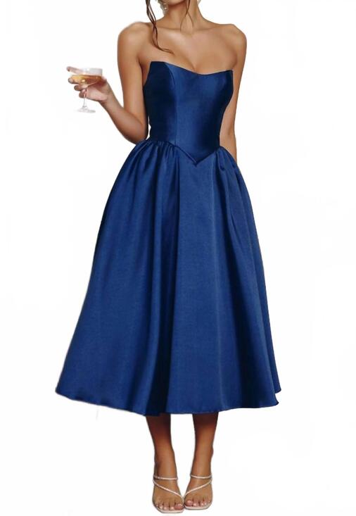 AMORIS Dresses & Skirts - NEW AMORIS strapless tea midi dress - plus in navy